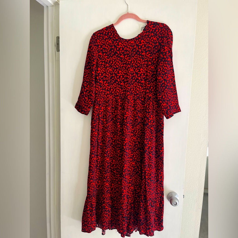 Gently used Zara dress size XS.